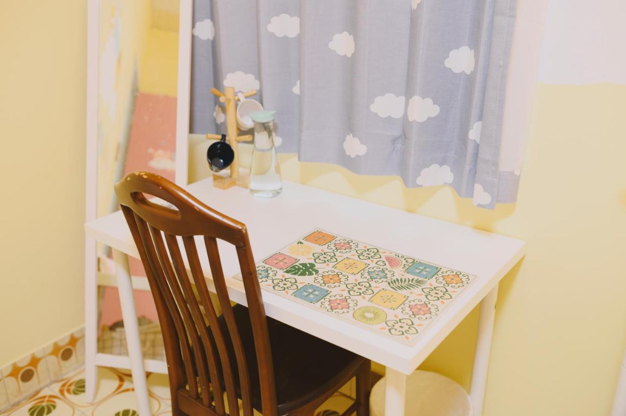 Red Letter Day Apartment Tainan Bagian luar foto